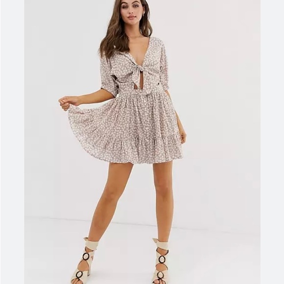Faithfull The Brand Margot Tie Front cutout floral dress size small - Picture 1 of 13